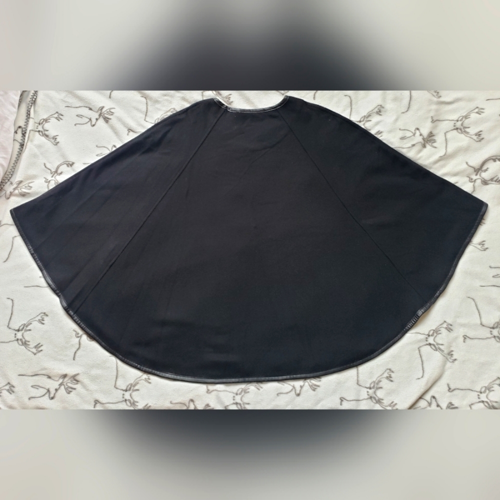 Cape-Jacket - image 3